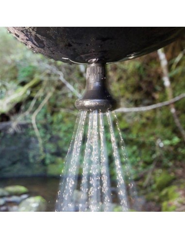 Douche de poche de la mer au sommet