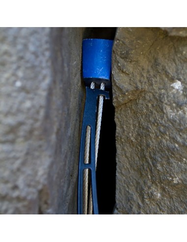 outil en noix de plume - récupérateur avec mosquéeton - metolius