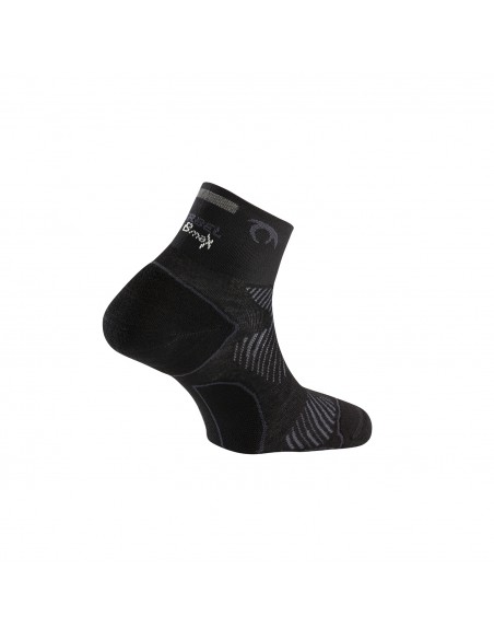 Distance Three (Black) - Chaussettes running avec BMax Cool - Lurbel