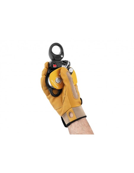 Pro Traxion Petzl - poulie bloqueuse haute performance
