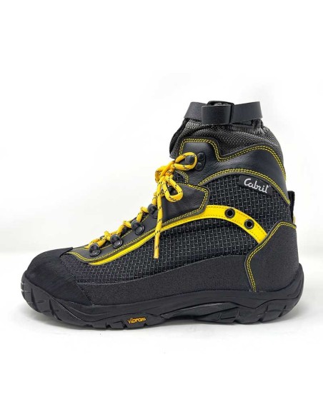 Canyoning Adventure - Bota de barrancos - Cabrit